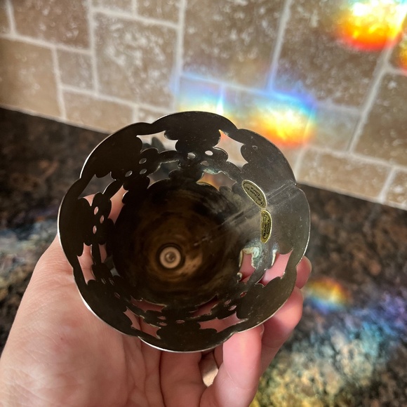 Vintage Metal Angel Candleholder / Tree Topper - Picture 5 of 6